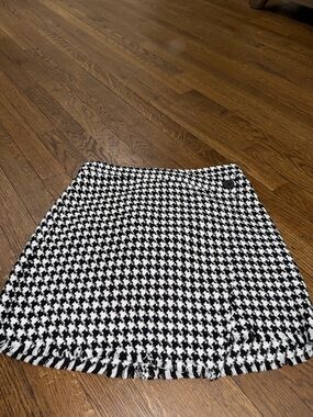SO Black and White Houndstooth Mini Skirt